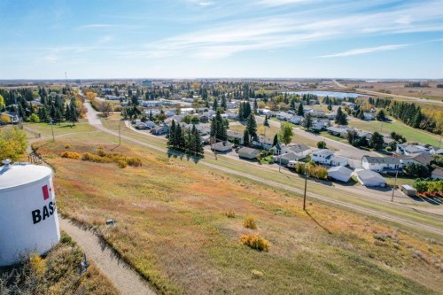 4 Sproule Place, Bashaw, AB 