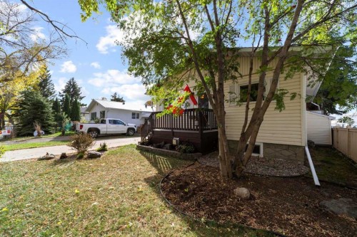 5218 45 Street, Camrose, AB 