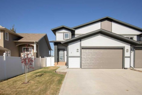 1 Coventry Close  Blackfalds, AB T4M 0A8