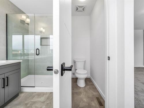 2504 45 Street South, Lethbridge, AB - Indoor Photo Showing Bathroom