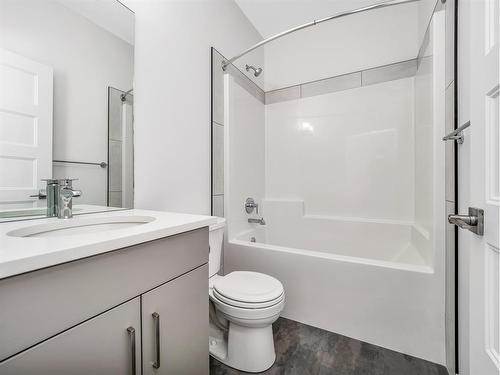 2526 46 Street South, Lethbridge, AB - Indoor Photo Showing Bathroom