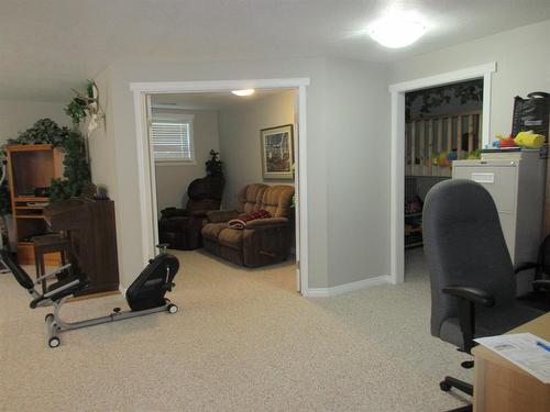170075 Twp Rd 100, Rural Taber, M.D. Of, AB - Indoor Photo Showing Other Room