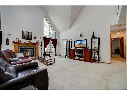 161078 Twp  132 Road, Vauxhall, AB - Indoor Photo Showing Living Room With Fireplace