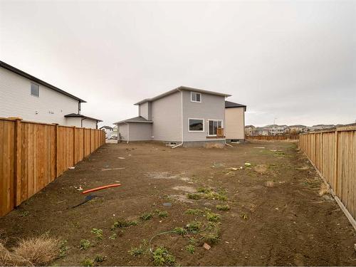 61 Goldenrod Place West, Lethbridge, AB - Outdoor With Exterior