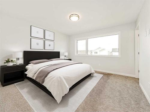 26 Goldenrod Place West, Lethbridge, AB - Indoor Photo Showing Bedroom