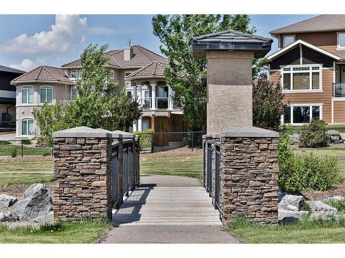 306 Prairie Garden Way South, Lethbridge, AB 