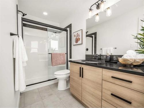 3011 46 Street South, Lethbridge, AB - Indoor Photo Showing Bathroom
