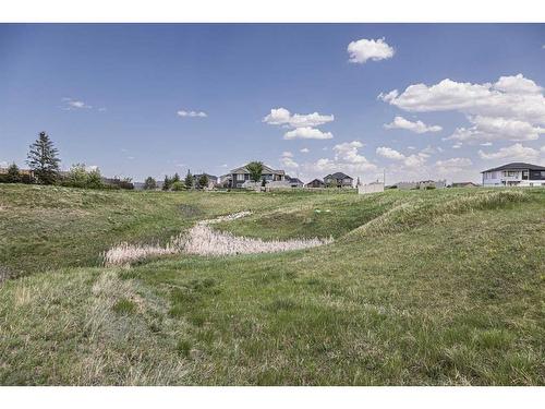 215 Prairie Rose Place South, Lethbridge, AB 