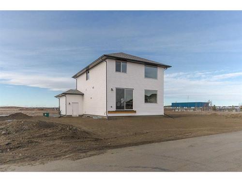 31 Miners Road West, Lethbridge, AB - Outdoor