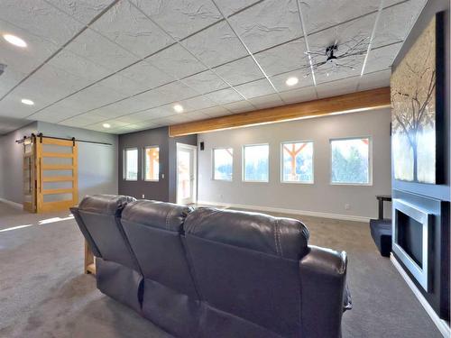 2301 Tecumseh Road, Rural Crowsnest Pass, AB - Indoor Photo Showing Other Room
