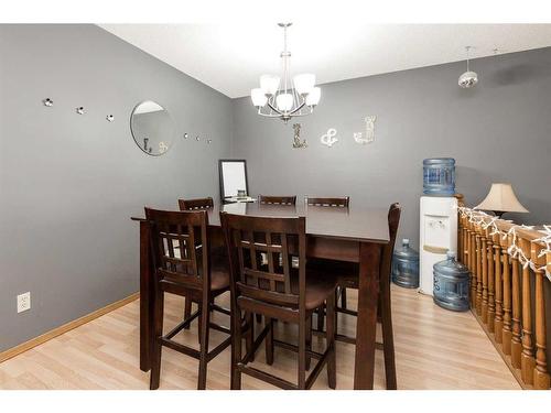 518 12 Street South, Lethbridge, AB - Indoor Photo Showing Dining Room