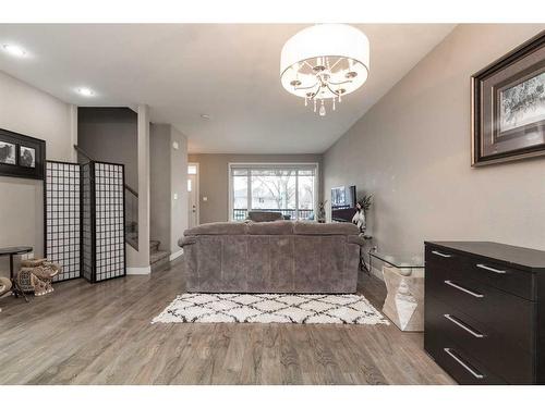 833 17 Street South, Lethbridge, AB - Indoor