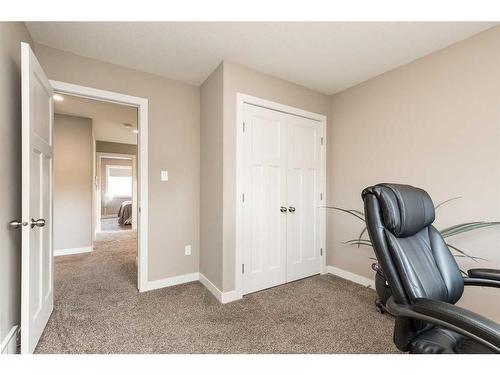 833 17 Street South, Lethbridge, AB - Indoor Photo Showing Office