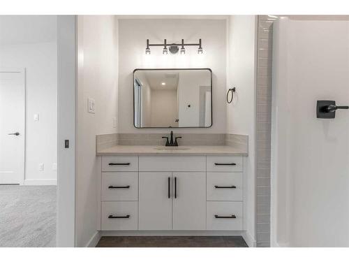 359 9 Street, Fort Macleod, AB - Indoor Photo Showing Bathroom