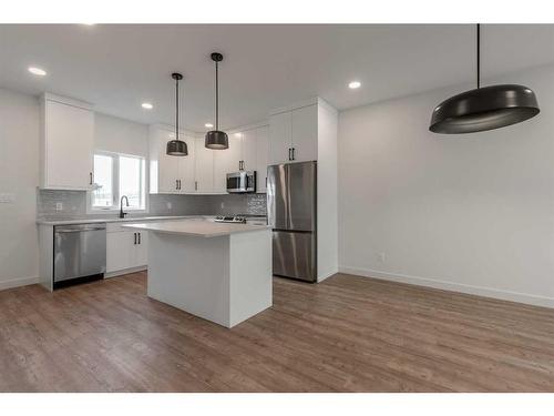 359 9 Street, Fort Macleod, AB - Indoor Photo Showing Kitchen With Upgraded Kitchen