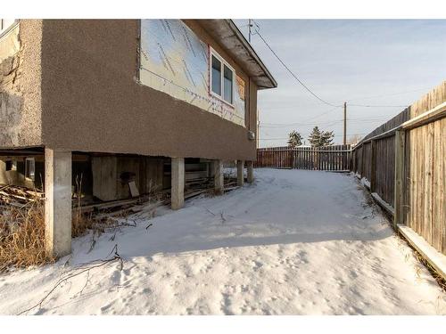 162 7 Street West, Cardston, AB - Outdoor With Exterior