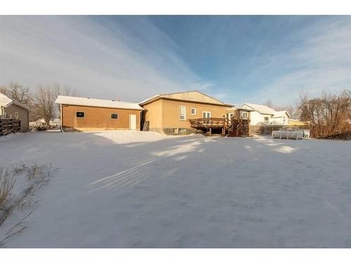 162 7 Street West, Cardston, AB - Outdoor