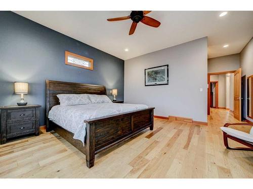 48 Villa Vega Acres, Rural Pincher Creek No. 9, M.D. Of, AB - Indoor Photo Showing Bedroom