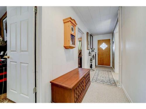 1158 Albert Avenue, Pincher Creek, AB - Indoor Photo Showing Other Room