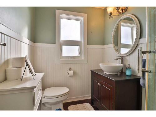 70047 Rr 19-4C, Rural Warner No. 5, County Of, AB - Indoor Photo Showing Bathroom