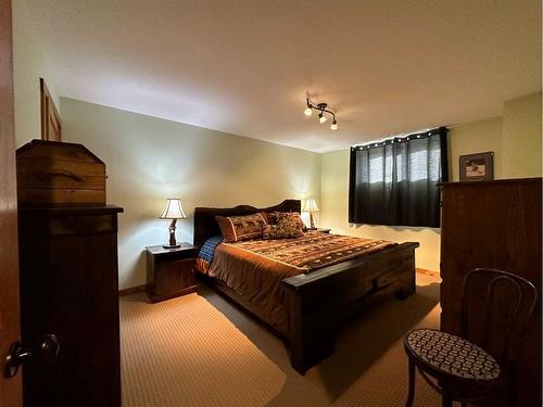 80 Ironstone, Blairmore, AB - Indoor Photo Showing Bedroom