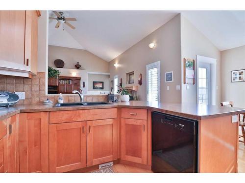360 E 1 Avenue South, Magrath, AB - Indoor Photo Showing Kitchen With Double Sink
