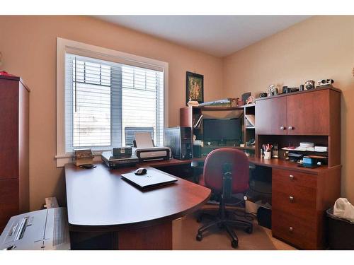 360 E 1 Avenue South, Magrath, AB - Indoor Photo Showing Office