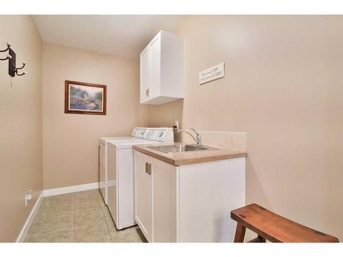 360 E 1 Avenue South, Magrath, AB - Indoor Photo Showing Laundry Room