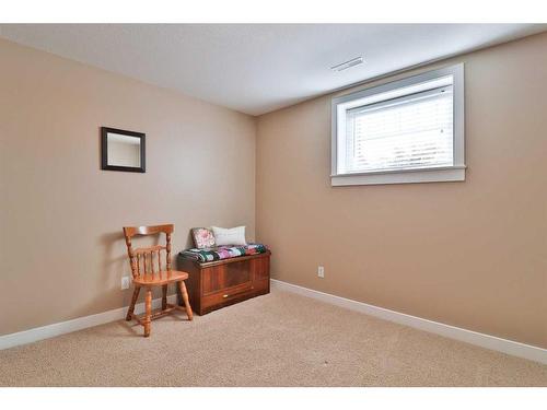 360 E 1 Avenue South, Magrath, AB - Indoor Photo Showing Other Room