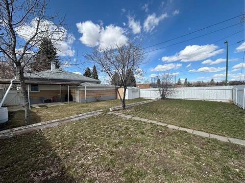 947 12A Street South, Lethbridge, AB - Outdoor
