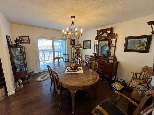 1201 8 Street East, Cardston, AB - Indoor Photo Showing Dining Room