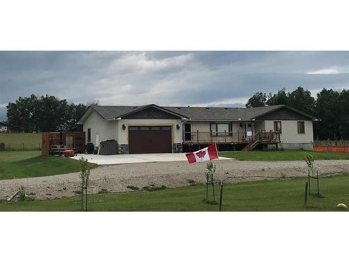 1201 8 Street East, Cardston, AB - Outdoor