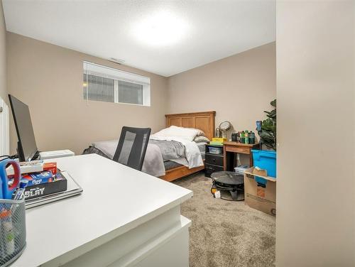 1315 7 Street North, Lethbridge, AB - Indoor Photo Showing Other Room