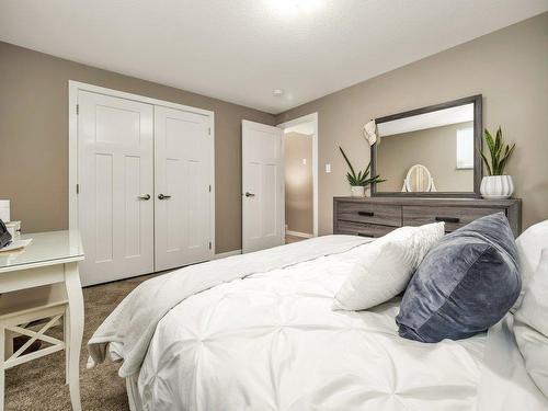 1315 7 Street North, Lethbridge, AB - Indoor Photo Showing Bedroom