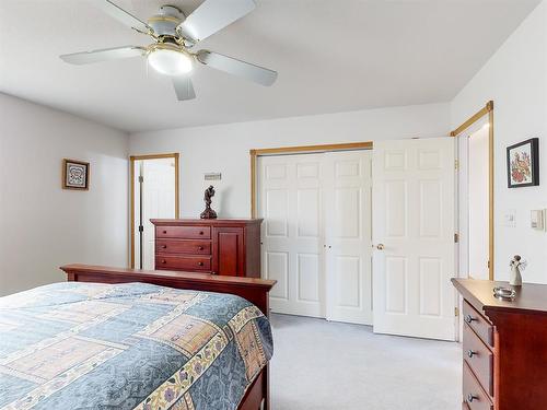 7515 29-3 Range Road, Rural Pincher Creek No. 9, M.D. Of, AB - Indoor Photo Showing Bedroom