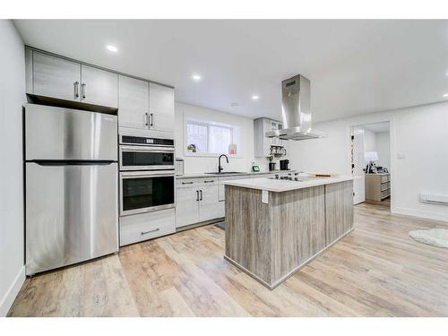 311 Dieppe Boulevard South, Lethbridge, AB - Indoor Photo Showing Kitchen