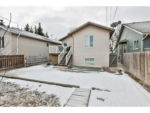 5327 45 Avenue, Taber, AB - Outdoor With Exterior