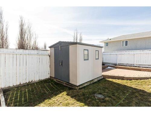 2 Assiniboia Road West, Lethbridge, AB - Outdoor With Exterior