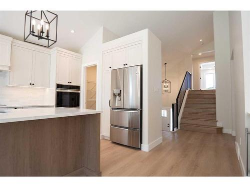 1632 Sixmile View South, Lethbridge, AB - Indoor Photo Showing Kitchen