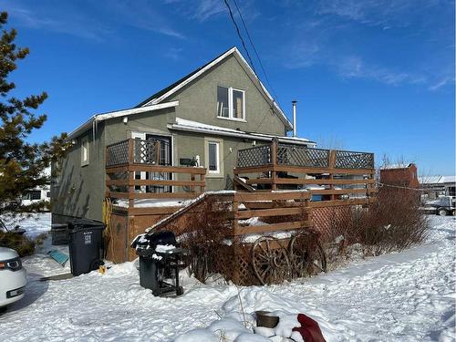 126 3 Street, Stirling, AB - Outdoor