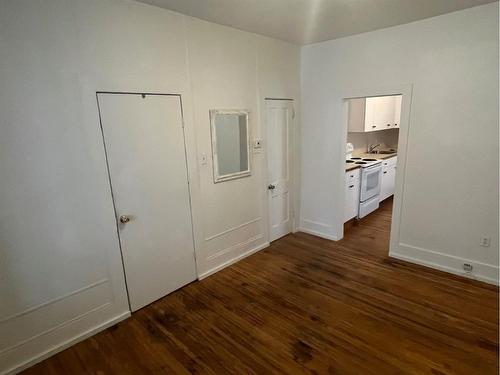 614 6 Street South, Lethbridge, AB -  Photo Showing Other Room