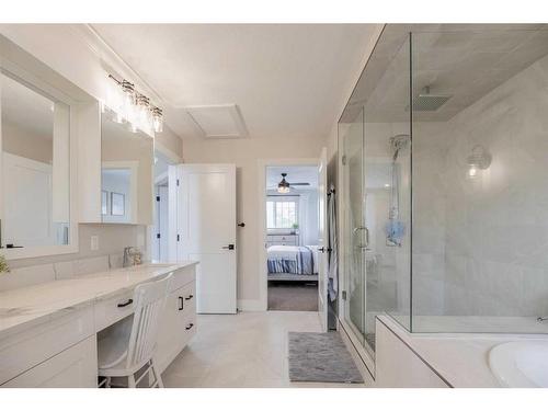 609 7 Avenue, Stirling, AB - Indoor Photo Showing Bathroom