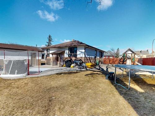 330 19Th Street, Fort Macleod, AB - Outdoor