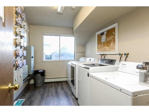 6202 52 Street, Taber, AB - Indoor Photo Showing Laundry Room