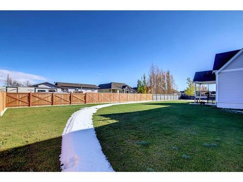 206 6A Street, Stirling, AB - Outdoor