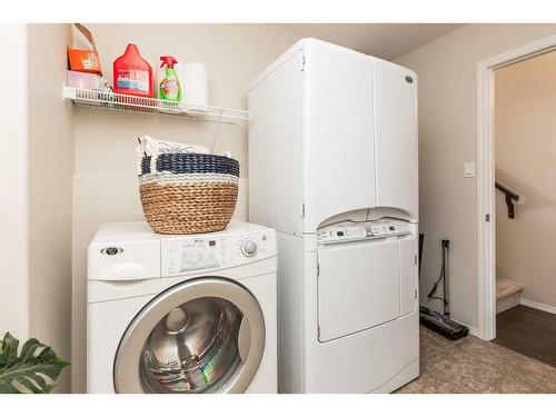 68 Canyoncrest Point West, Lethbridge, AB - Indoor Photo Showing Laundry Room
