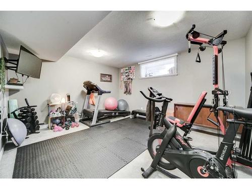 552 Firelight Place West, Lethbridge, AB - Indoor Photo Showing Gym Room