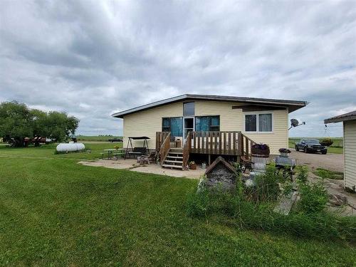 63064 Hwy 846, Stirling, AB - Outdoor