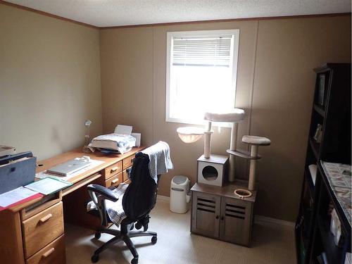 95033 Rr 14-5, Rural Taber, M.D. Of, AB - Indoor Photo Showing Office