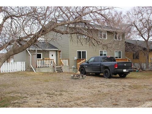 418 7 Street, Picture Butte, AB - Outdoor